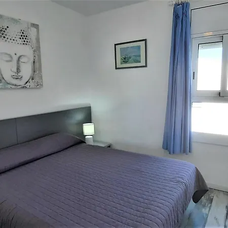 Atico Excepcional Frente Al Mar En Sant Carles, - Costa Brava - Es-170-40 Apartment *